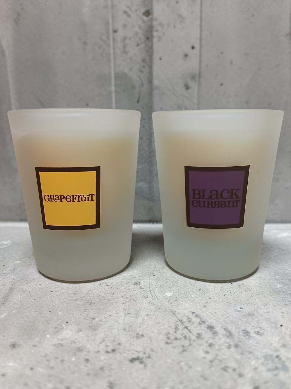 Grapefruit & Black Currant Frosted Glass Scented Candle Set